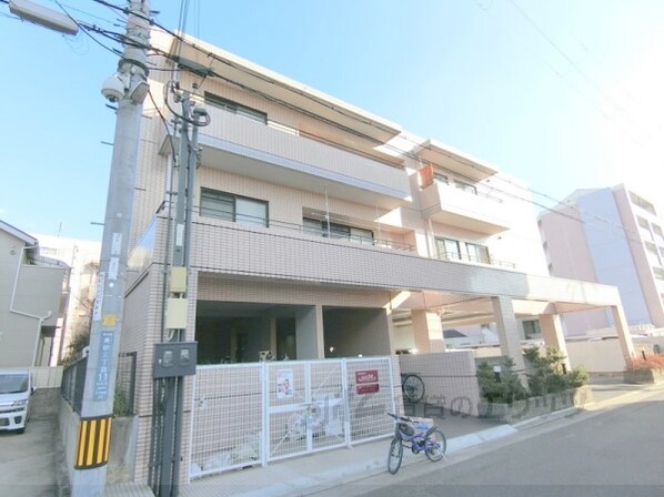 ミューズコートの物件外観写真